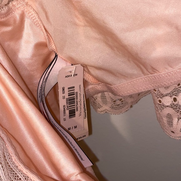 Victoria’s Secret Bralette - Picture 2 of 2